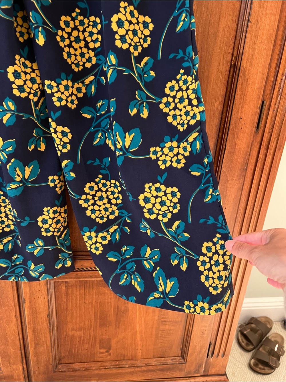 J.Crew navy floral wide-leg pants | Size 2 | Pockets | Like New - Picture 3 of 12